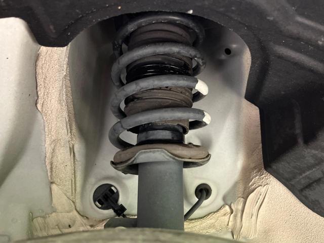 ルーミー カスタムＧ　両側電動スライドドア　全周囲カメラ　衝突警報装置　レーダークルーズコントロール　禁煙車　シートヒーター　ドライブレコーダー　コーナーセンサー　レーンキープ　スマートキー　ＬＥＤヘッドライト（20枚目）