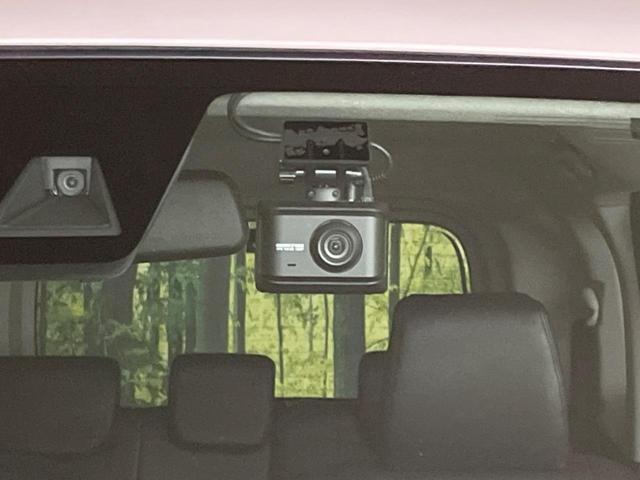 ルーミー カスタムＧ　両側電動スライドドア　全周囲カメラ　衝突警報装置　レーダークルーズコントロール　禁煙車　シートヒーター　ドライブレコーダー　コーナーセンサー　レーンキープ　スマートキー　ＬＥＤヘッドライト（33枚目）