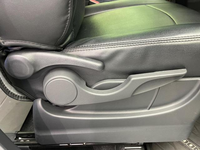 ルーミー カスタムＧ　両側電動スライドドア　全周囲カメラ　衝突警報装置　レーダークルーズコントロール　禁煙車　シートヒーター　ドライブレコーダー　コーナーセンサー　レーンキープ　スマートキー　ＬＥＤヘッドライト（43枚目）