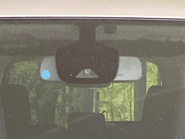 セレナ ハイウェイスター　ＶセレクションＩＩ　両側電動スライドドア　純正ＳＤナビ　フリップダウンモニター　全周囲カメラ　衝突警報装置　禁煙車　コーナーセンサー　レーンキープ　スマートキー　ＬＥＤヘッドライト　クルーズコントロール（7枚目）