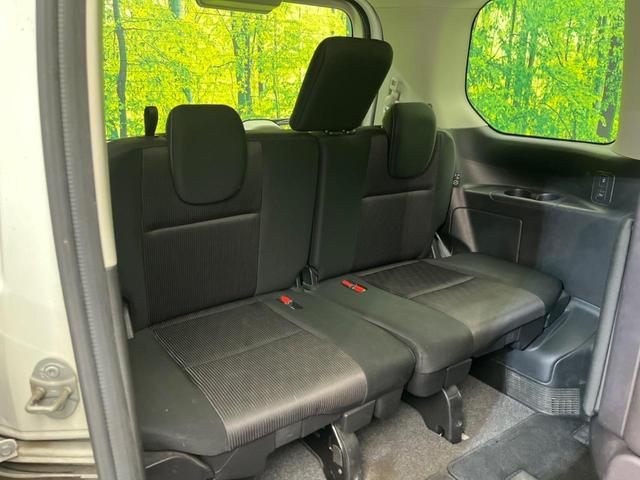 セレナ ハイウェイスター　ＶセレクションＩＩ　両側電動スライドドア　純正ＳＤナビ　フリップダウンモニター　全周囲カメラ　衝突警報装置　禁煙車　コーナーセンサー　レーンキープ　スマートキー　ＬＥＤヘッドライト　クルーズコントロール（10枚目）