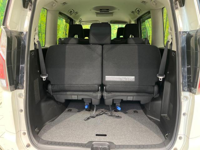 セレナ ハイウェイスター　ＶセレクションＩＩ　両側電動スライドドア　純正ＳＤナビ　フリップダウンモニター　全周囲カメラ　衝突警報装置　禁煙車　コーナーセンサー　レーンキープ　スマートキー　ＬＥＤヘッドライト　クルーズコントロール（11枚目）