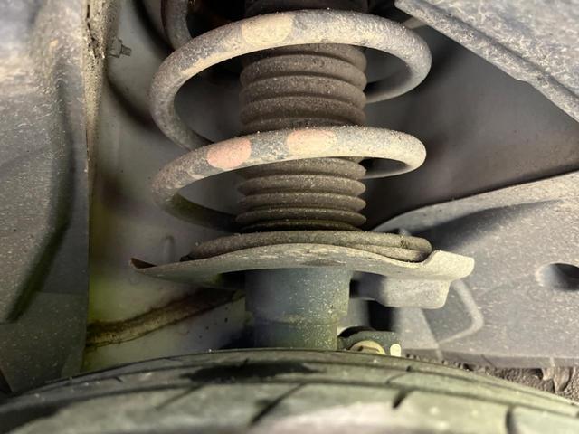 セレナ ハイウェイスター　ＶセレクションＩＩ　両側電動スライドドア　純正ＳＤナビ　フリップダウンモニター　全周囲カメラ　衝突警報装置　禁煙車　コーナーセンサー　レーンキープ　スマートキー　ＬＥＤヘッドライト　クルーズコントロール（33枚目）