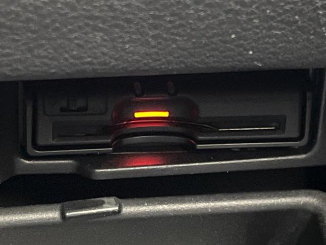 セレナ ハイウェイスター　ＶセレクションＩＩ　両側電動スライドドア　純正ＳＤナビ　フリップダウンモニター　全周囲カメラ　衝突警報装置　禁煙車　コーナーセンサー　レーンキープ　スマートキー　ＬＥＤヘッドライト　クルーズコントロール（47枚目）