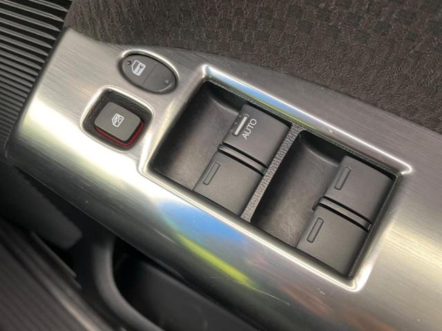 フリード GH 電動スライドドア SDナビ バックカメラ 禁煙車 スマートキー HIDヘッド ETC オートエアコン CD DVD再生 フルセグ(37枚目)