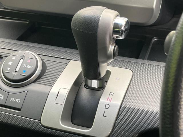 フリード GH 電動スライドドア SDナビ バックカメラ 禁煙車 スマートキー HIDヘッド ETC オートエアコン CD DVD再生 フルセグ(46枚目)