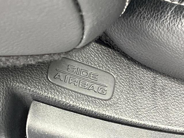 ステップワゴン ｅ：ＨＥＶスパーダ　両側電動スライドドア　衝突軽減装置　禁煙車　純正１１インチナビ　レーダークルーズ　バックカメラ　ＥＴＣ　Ｂｌｕｅｔｏｏｔｈ　シートヒーター　ハーフレザーシート　ＬＥＤヘッドライト　レーンキープアシスト（40枚目）