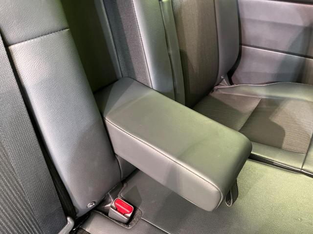 ステップワゴン ｅ：ＨＥＶスパーダ　両側電動スライドドア　衝突軽減装置　禁煙車　純正１１インチナビ　レーダークルーズ　バックカメラ　ＥＴＣ　Ｂｌｕｅｔｏｏｔｈ　シートヒーター　ハーフレザーシート　ＬＥＤヘッドライト　レーンキープアシスト（42枚目）