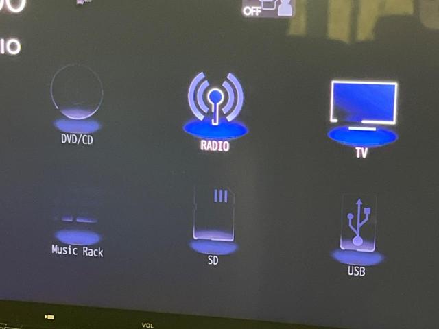 ステップワゴン ｅ：ＨＥＶスパーダ　両側電動スライドドア　衝突軽減装置　禁煙車　純正１１インチナビ　レーダークルーズ　バックカメラ　ＥＴＣ　Ｂｌｕｅｔｏｏｔｈ　シートヒーター　ハーフレザーシート　ＬＥＤヘッドライト　レーンキープアシスト（61枚目）