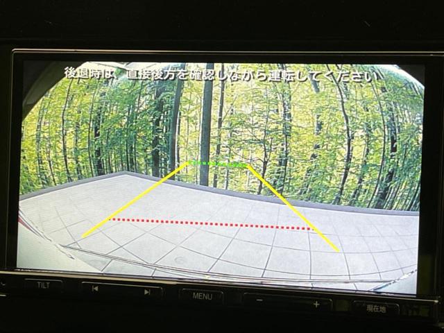 ノート Ｓ　衝突軽減装置　禁煙車　ＳＤナビ　バックカメラ　ＥＴＣ　Ｂｌｕｅｔｏｏｔｈ　ドライブレコーダー　スマートキー　レーンアシスト　コーナーセンサー　オートマチックハイビーム　ステアリングスイッチ（4枚目）