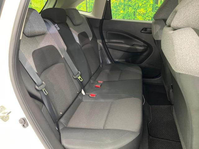 ノート Ｓ　衝突軽減装置　禁煙車　ＳＤナビ　バックカメラ　ＥＴＣ　Ｂｌｕｅｔｏｏｔｈ　ドライブレコーダー　スマートキー　レーンアシスト　コーナーセンサー　オートマチックハイビーム　ステアリングスイッチ（9枚目）