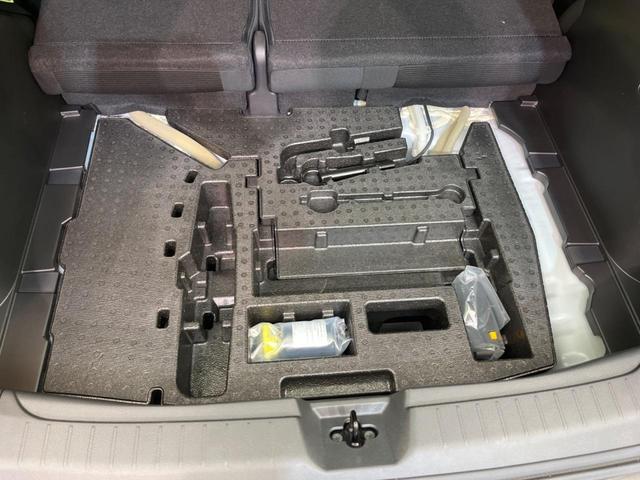 ノート Ｓ　衝突軽減装置　禁煙車　ＳＤナビ　バックカメラ　ＥＴＣ　Ｂｌｕｅｔｏｏｔｈ　ドライブレコーダー　スマートキー　レーンアシスト　コーナーセンサー　オートマチックハイビーム　ステアリングスイッチ（55枚目）