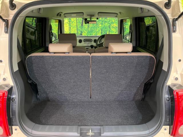 ���i�̂���������ʋ΁A���}���ɏ\���ȉ׎��X�y�[�X���m�ۂ��Ă���܂��B�Z�J���h�V�[�g��|���ƁA�傫�ȉו��̐ύڂ��\�ł���