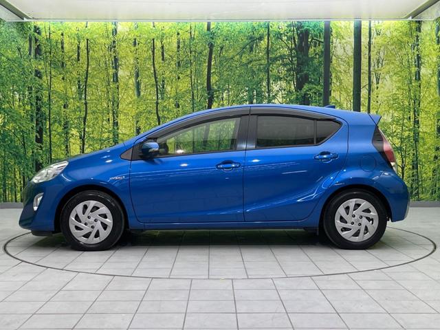 アクア Ｇ　衝突軽減装置　ナビ　バックカメラ　禁煙車　ドラレコ　スマートキー　レーンキープ　ＥＴＣ　オートマチックハイビーム　オートライト　オートエアコン　Ｂｌｕｅｔｏｏｔｈ再生　ＣＤ／ＤＶＤ再生　フルセグ（23枚目）