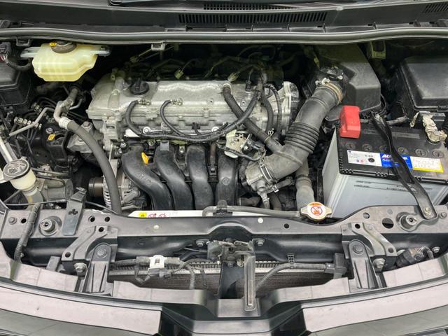 ヴォクシー ＺＳ　煌ＩＩ　後席モニター　両側電動スライドドア　衝突軽減装置　禁煙車　純正１０インチナビ　バックカメラ　ＥＴＣ　Ｂｌｕｅｔｏｏｔｈ　フルセグ　ＬＥＤヘッドライト　ＬＥＤフォグランプ　レーンアシスト（18枚目）