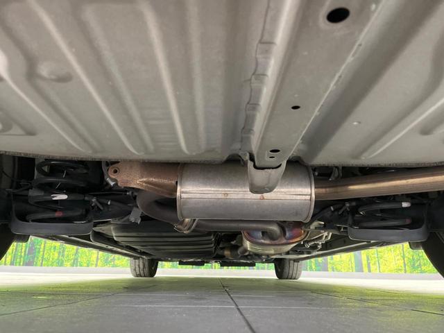 ヴォクシー ＺＳ　煌ＩＩ　後席モニター　両側電動スライドドア　衝突軽減装置　禁煙車　純正１０インチナビ　バックカメラ　ＥＴＣ　Ｂｌｕｅｔｏｏｔｈ　フルセグ　ＬＥＤヘッドライト　ＬＥＤフォグランプ　レーンアシスト（19枚目）