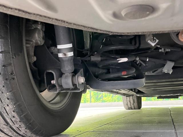 ヴォクシー ＺＳ　煌ＩＩ　後席モニター　両側電動スライドドア　衝突軽減装置　禁煙車　純正１０インチナビ　バックカメラ　ＥＴＣ　Ｂｌｕｅｔｏｏｔｈ　フルセグ　ＬＥＤヘッドライト　ＬＥＤフォグランプ　レーンアシスト（20枚目）