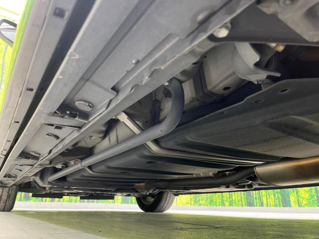 ヴォクシー ＺＳ　煌ＩＩ　後席モニター　両側電動スライドドア　衝突軽減装置　禁煙車　純正１０インチナビ　バックカメラ　ＥＴＣ　Ｂｌｕｅｔｏｏｔｈ　フルセグ　ＬＥＤヘッドライト　ＬＥＤフォグランプ　レーンアシスト（27枚目）