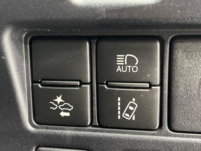 ヴォクシー ＺＳ　煌ＩＩ　後席モニター　両側電動スライドドア　衝突軽減装置　禁煙車　純正１０インチナビ　バックカメラ　ＥＴＣ　Ｂｌｕｅｔｏｏｔｈ　フルセグ　ＬＥＤヘッドライト　ＬＥＤフォグランプ　レーンアシスト（42枚目）