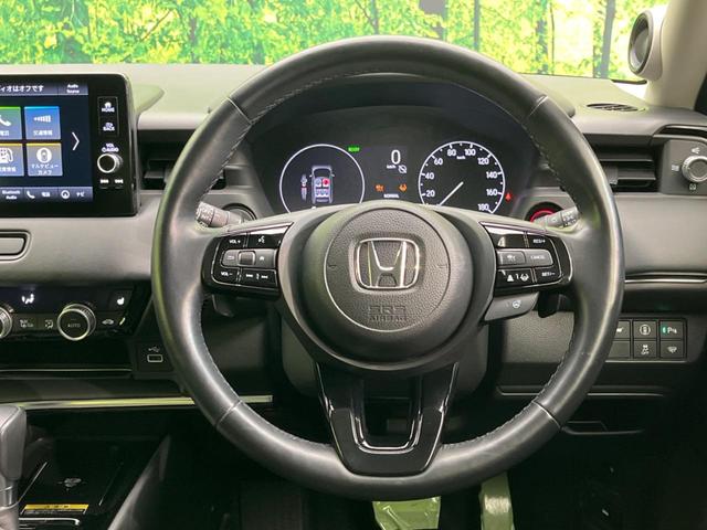 ヴェゼル ｅ：ＨＥＶ　Ｚ　純正９インチナビ　全周囲カメラ　衝突軽減装置　レーダークルーズ　禁煙車　ＬＥＤヘッドライト　ＥＴＣ　Ｂｌｕｅｔｏｏｔｈ再生　フルセグ　ドライブレコーダー　クリアランスソナー　オートマチックハイビーム（11枚目）