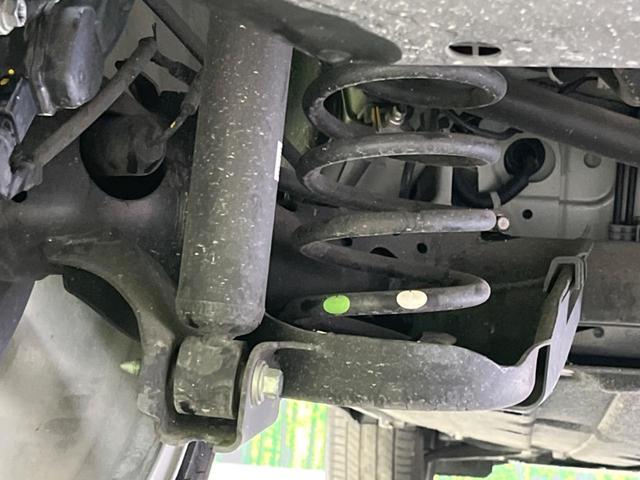 ヴェゼル ｅ：ＨＥＶ　Ｚ　純正９インチナビ　全周囲カメラ　衝突軽減装置　レーダークルーズ　禁煙車　ＬＥＤヘッドライト　ＥＴＣ　Ｂｌｕｅｔｏｏｔｈ再生　フルセグ　ドライブレコーダー　クリアランスソナー　オートマチックハイビーム（20枚目）