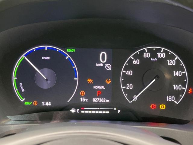 ヴェゼル ｅ：ＨＥＶ　Ｚ　純正９インチナビ　全周囲カメラ　衝突軽減装置　レーダークルーズ　禁煙車　ＬＥＤヘッドライト　ＥＴＣ　Ｂｌｕｅｔｏｏｔｈ再生　フルセグ　ドライブレコーダー　クリアランスソナー　オートマチックハイビーム（51枚目）