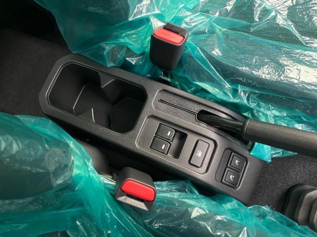 ジムニーノマド ＦＣ　登録済未使用車　４ＷＤ　衝突軽減装置　コーナーセンサー　シートヒーター　レーダークルーズコントロール　ＬＥＤヘッドライト　スマートキー　車線逸脱警報　オートマチックハイビーム　オートライト（53枚目）