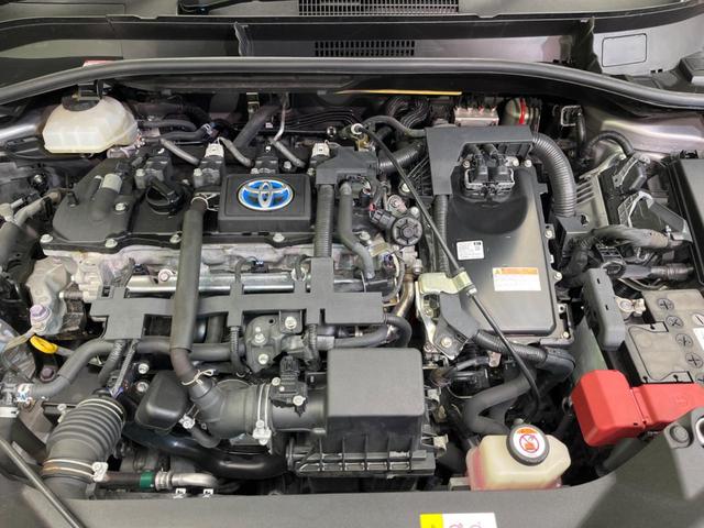 Ｃ－ＨＲ Ｇ　衝突軽減装置　９インチナビ　レーダークルーズコントロール　ブラインドスポットモニター　車線逸脱警報　バックカメラ　ＥＴＣ　Ｂｌｕｅｔｏｏｔｈ　フルセグシートヒーター　スマートキー　ＬＥＤヘッド（18枚目）