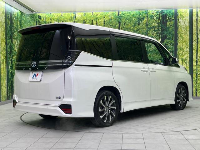 ヴォクシー ハイブリッドＳ－Ｚ　フリップダウンモニター　メーカー１０．５インチナビ　衝突軽減装置　両側電動スライド　レーダークルーズコントロール　バックカメラ　ＬＥＤヘッドライト　ＥＴＣ　Ｂｌｕｅｔｏｏｔｈ　フルセグ　シートヒーター（18枚目）