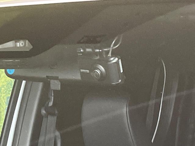 ヴォクシー ハイブリッドＳ－Ｚ　フリップダウンモニター　メーカー１０．５インチナビ　衝突軽減装置　両側電動スライド　レーダークルーズコントロール　バックカメラ　ＬＥＤヘッドライト　ＥＴＣ　Ｂｌｕｅｔｏｏｔｈ　フルセグ　シートヒーター（29枚目）