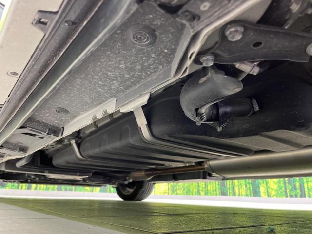 ヴォクシー ハイブリッドＳ－Ｚ　フリップダウンモニター　メーカー１０．５インチナビ　衝突軽減装置　両側電動スライド　レーダークルーズコントロール　バックカメラ　ＬＥＤヘッドライト　ＥＴＣ　Ｂｌｕｅｔｏｏｔｈ　フルセグ　シートヒーター（31枚目）