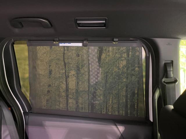 ヴォクシー ハイブリッドＳ－Ｚ　フリップダウンモニター　メーカー１０．５インチナビ　衝突軽減装置　両側電動スライド　レーダークルーズコントロール　バックカメラ　ＬＥＤヘッドライト　ＥＴＣ　Ｂｌｕｅｔｏｏｔｈ　フルセグ　シートヒーター（40枚目）