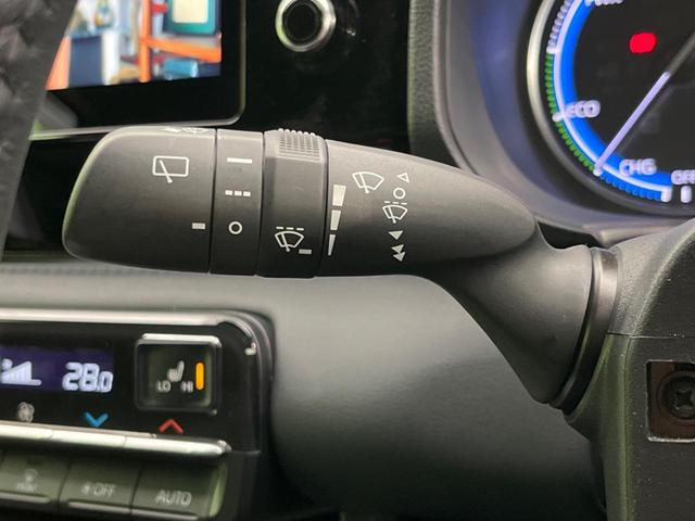ヴォクシー ハイブリッドＳ－Ｚ　フリップダウンモニター　メーカー１０．５インチナビ　衝突軽減装置　両側電動スライド　レーダークルーズコントロール　バックカメラ　ＬＥＤヘッドライト　ＥＴＣ　Ｂｌｕｅｔｏｏｔｈ　フルセグ　シートヒーター（53枚目）