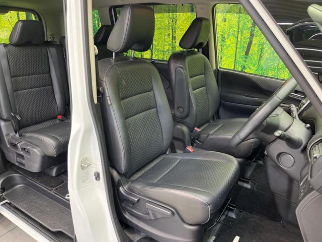 セレナ ハイウェイスター　ＶセレクションＩＩ　フリップダウンモニター　両側電動スライド　衝突軽減装置　純正９インチナビ　全周囲カメラ　プロパイロット　ＥＴＣ　Ｂｌｕｅｔｏｏｔｈ　フルセグ　ステアリングスイッチ　デジタルインナーミラー　スマートキー（8枚目）