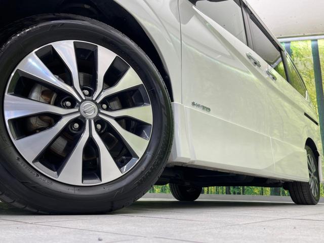 セレナ ハイウェイスター　ＶセレクションＩＩ　フリップダウンモニター　両側電動スライド　衝突軽減装置　純正９インチナビ　全周囲カメラ　プロパイロット　ＥＴＣ　Ｂｌｕｅｔｏｏｔｈ　フルセグ　ステアリングスイッチ　デジタルインナーミラー　スマートキー（14枚目）