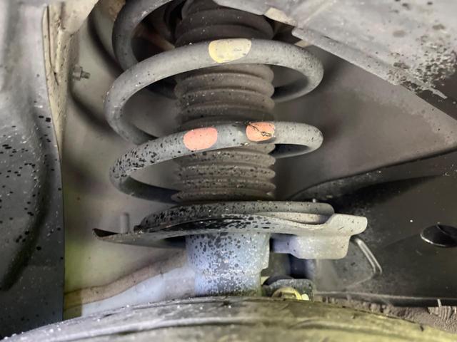 セレナ ハイウェイスター　ＶセレクションＩＩ　フリップダウンモニター　両側電動スライド　衝突軽減装置　純正９インチナビ　全周囲カメラ　プロパイロット　ＥＴＣ　Ｂｌｕｅｔｏｏｔｈ　フルセグ　ステアリングスイッチ　デジタルインナーミラー　スマートキー（21枚目）