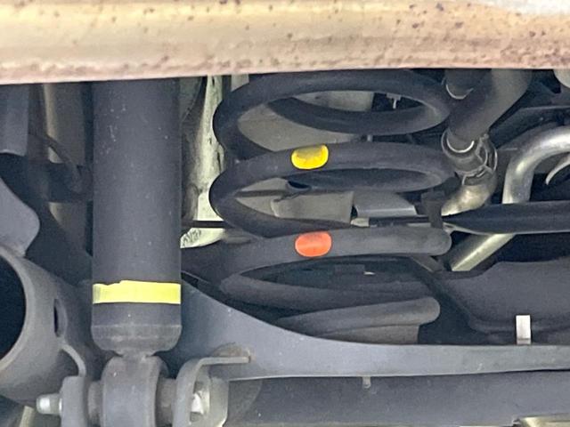 セレナ ハイウェイスター　ＶセレクションＩＩ　フリップダウンモニター　両側電動スライド　衝突軽減装置　純正９インチナビ　全周囲カメラ　プロパイロット　ＥＴＣ　Ｂｌｕｅｔｏｏｔｈ　フルセグ　ステアリングスイッチ　デジタルインナーミラー　スマートキー（29枚目）