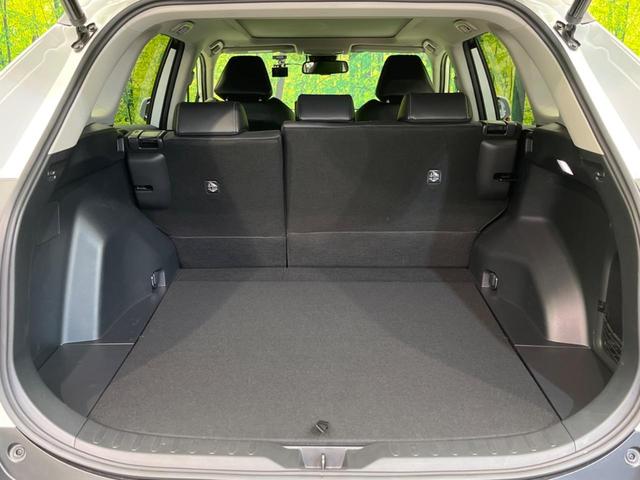 ＲＡＶ４ Ｇ　サンルーフ　１０．５ディスプレイオーディオ　全周囲カメラ　衝突軽減　レーダークルーズ　禁煙車　ＥＴＣ　電動リアゲート　シートエアコン　パワーシート　ドラレコ　　スマートキー　ＬＥＤヘッド（11枚目）