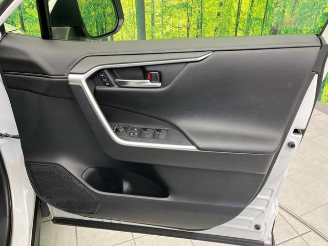 ＲＡＶ４ Ｇ　サンルーフ　１０．５ディスプレイオーディオ　全周囲カメラ　衝突軽減　レーダークルーズ　禁煙車　ＥＴＣ　電動リアゲート　シートエアコン　パワーシート　ドラレコ　　スマートキー　ＬＥＤヘッド（24枚目）