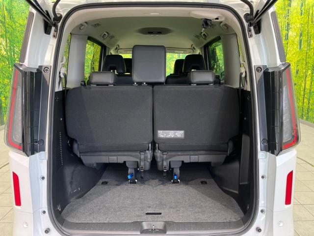 セレナ ハイウェイスターV 両側電動スライドドア 全周囲カメラ 衝突軽減装置 プロパイロット 禁煙車 コーナーセンサー レーンキープ スマートキー LEDヘッド ディスプレイオーディオ ETC オートエアコン(11枚目)