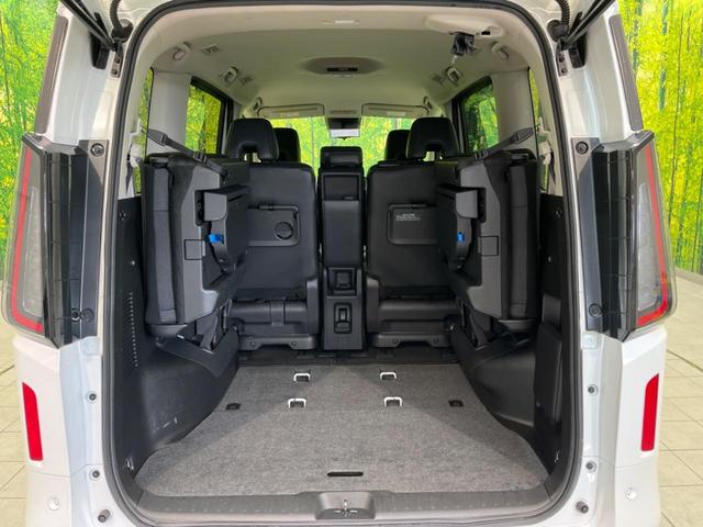 セレナ ハイウェイスターV 両側電動スライドドア 全周囲カメラ 衝突軽減装置 プロパイロット 禁煙車 コーナーセンサー レーンキープ スマートキー LEDヘッド ディスプレイオーディオ ETC オートエアコン(24枚目)