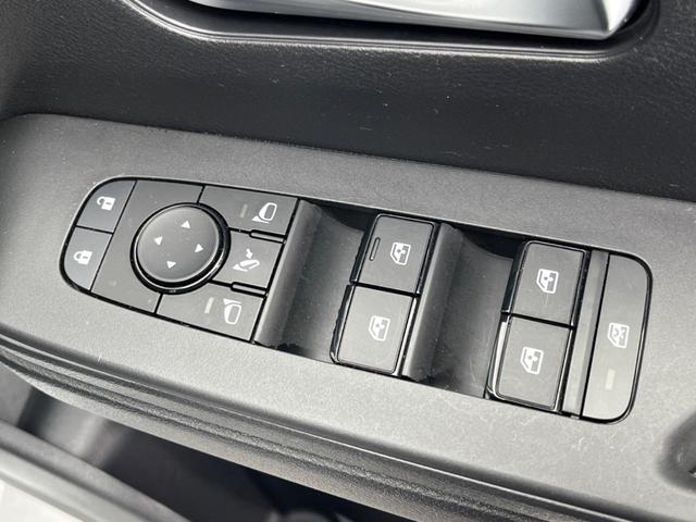 セレナ ハイウェイスターV 両側電動スライドドア 全周囲カメラ 衝突軽減装置 プロパイロット 禁煙車 コーナーセンサー レーンキープ スマートキー LEDヘッド ディスプレイオーディオ ETC オートエアコン(42枚目)