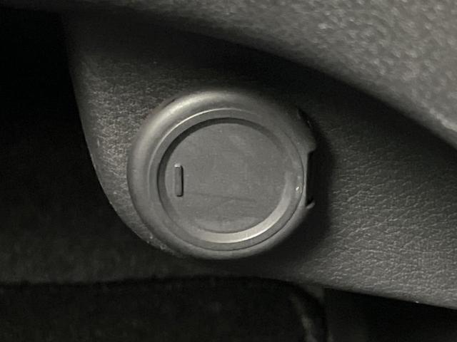 セレナ ハイウェイスターV 両側電動スライドドア 全周囲カメラ 衝突軽減装置 プロパイロット 禁煙車 コーナーセンサー レーンキープ スマートキー LEDヘッド ディスプレイオーディオ ETC オートエアコン(68枚目)