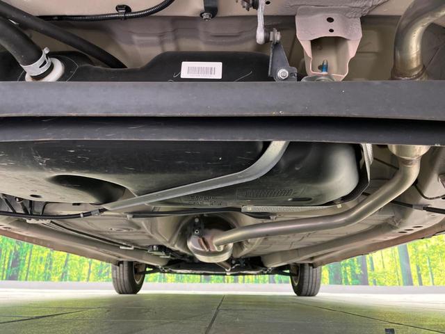 アルトラパン Ｘ　純正ＳＤナビ　衝突被害軽減　禁煙車　コーナーセンサー　スマートキー　ＨＩＤヘッド　純正１４インチアルミ　車線逸脱警報　オートライト　オートエアコン　Ｂｌｕｅｔｏｏｔｈ　ＣＤ　ＤＶＤ再生（20枚目）