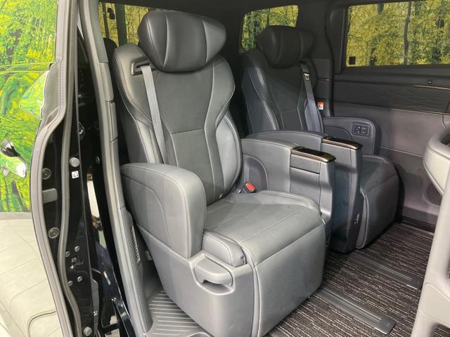 アルファードハイブリッド Ｚ　ガラスルーフ　フリップダウンモニター　１４インチディスプレイオーディオ　全周囲カメラ　両側電動スライド　ＥＴＣ　Ｂｌｕｅｔｏｏｔｈ　フルセグ　シートベンチレーション　ブラインドスポットモニター（9枚目）