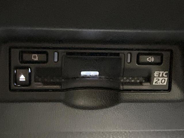 アルファードハイブリッド Ｚ　ガラスルーフ　フリップダウンモニター　１４インチディスプレイオーディオ　全周囲カメラ　両側電動スライド　ＥＴＣ　Ｂｌｕｅｔｏｏｔｈ　フルセグ　シートベンチレーション　ブラインドスポットモニター（58枚目）