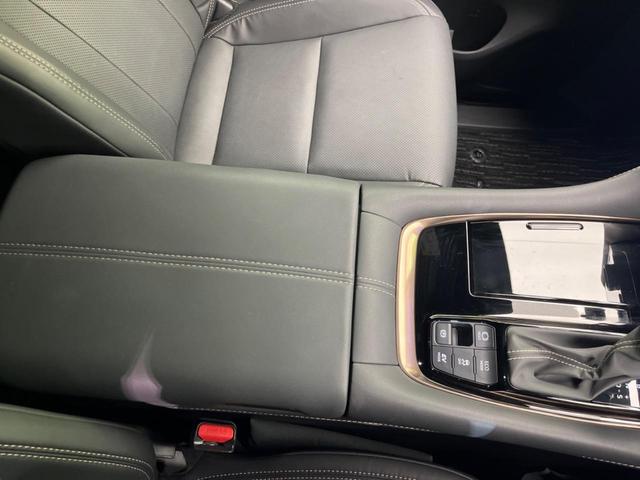 アルファードハイブリッド Ｚ　ガラスルーフ　フリップダウンモニター　１４インチディスプレイオーディオ　全周囲カメラ　両側電動スライド　ＥＴＣ　Ｂｌｕｅｔｏｏｔｈ　フルセグ　シートベンチレーション　ブラインドスポットモニター（76枚目）