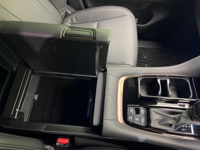 アルファードハイブリッド Ｚ　ガラスルーフ　フリップダウンモニター　１４インチディスプレイオーディオ　全周囲カメラ　両側電動スライド　ＥＴＣ　Ｂｌｕｅｔｏｏｔｈ　フルセグ　シートベンチレーション　ブラインドスポットモニター（77枚目）