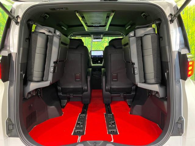 アルファードハイブリッド Z 両側電動スライド 全周囲カメラ 衝突軽減装置 レーダークルーズ 禁煙車 合皮シート シートヒーター シートエアコン パワーシート コーナーセンサー レーンキープ スマートキー LEDヘッド(31枚目)