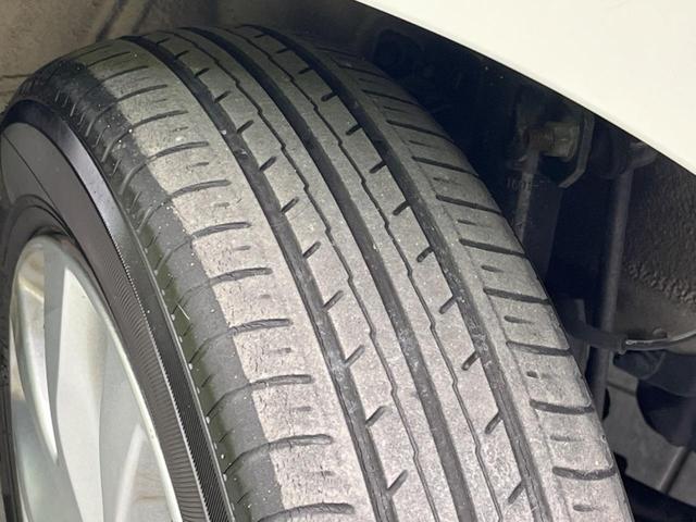 �y�����P�S�C���`�A���~�z�C�[���z�O�ςɃ}�b�`���������A���~�z�C�[���𑕒����Ă���܂��B�e��ЊO�A���~�z�C�[����A�X�^�b�h���X�^�C�����戵�����Ă���܂��B���񂲑��k����������